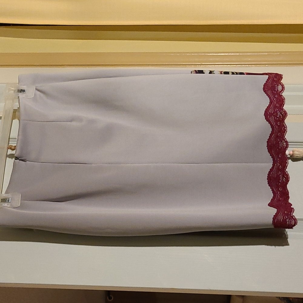 Skirt - Picture 2 of 4